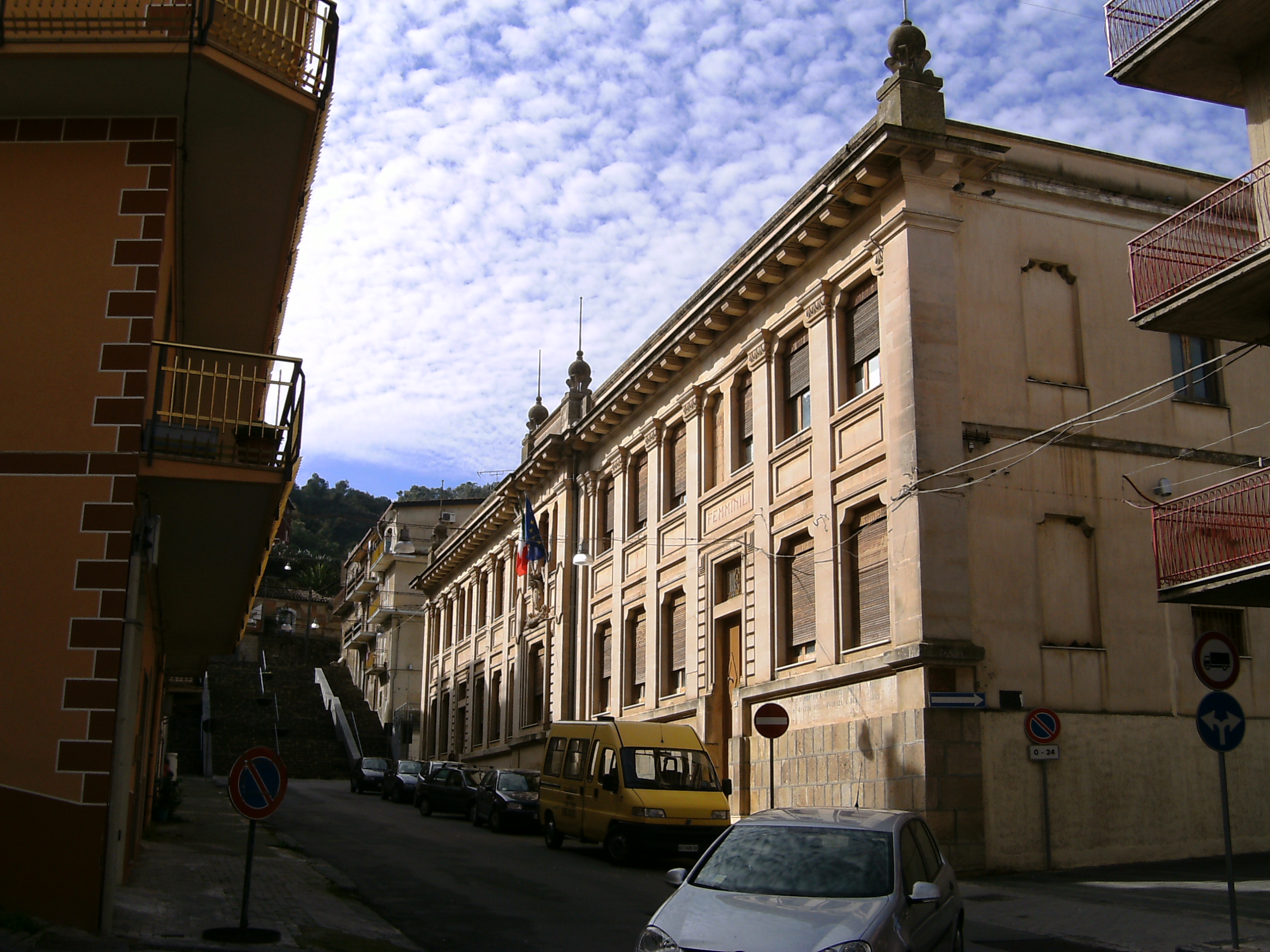 San Michele di Ganzaria (CT) Photos